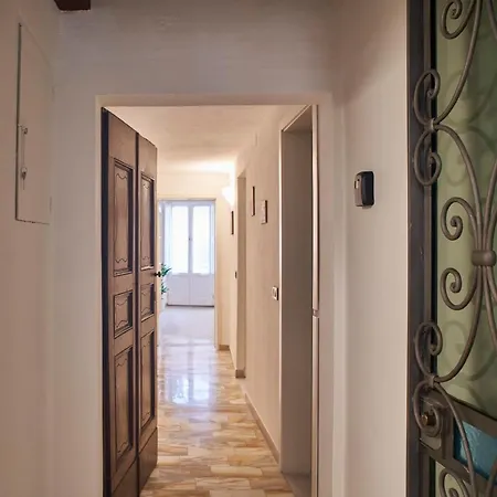 Apartament Titti - Large Siena