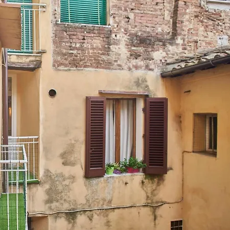 Titti - Large Апартаменты